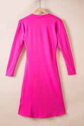 Robe à col en V et ourlet tulipe froncé